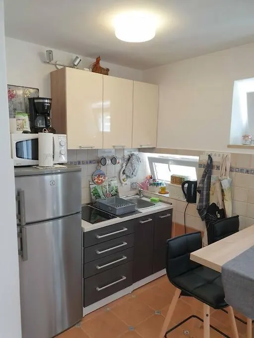 Apartment Dumaneo Art - Two Bedroom Apartment Split Croatia